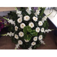 66. Álló koszorú flamingó virág, gerbera, kardvirág vagy szezonon kívül kála