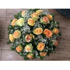 72. Fekvő koszorú rózsa, rezgőfehér, sárga, bordó, rózsaszín és narancs rózsával is kérhető