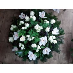 108. Fekvő koszorú rózsa, orchidearózsa kérhető: fehér, sárga, bordó, rózsaszín színekben